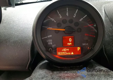 2016 Mini Cooper S Countryman z USA, uszkodzony, nr VIN WMWZC5C52GWU00925